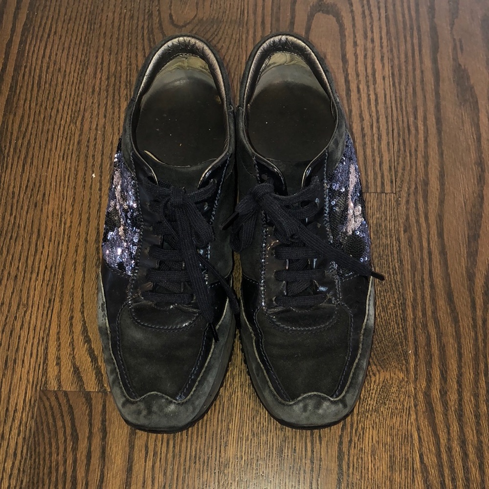 HOGAN navy sneakers